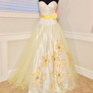 Yellow prom pageant homecoming dress ballgown 6